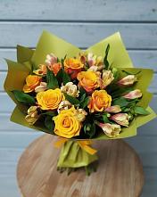 Букет цветов из:  Альстромерии и Розы в Ивантеевке