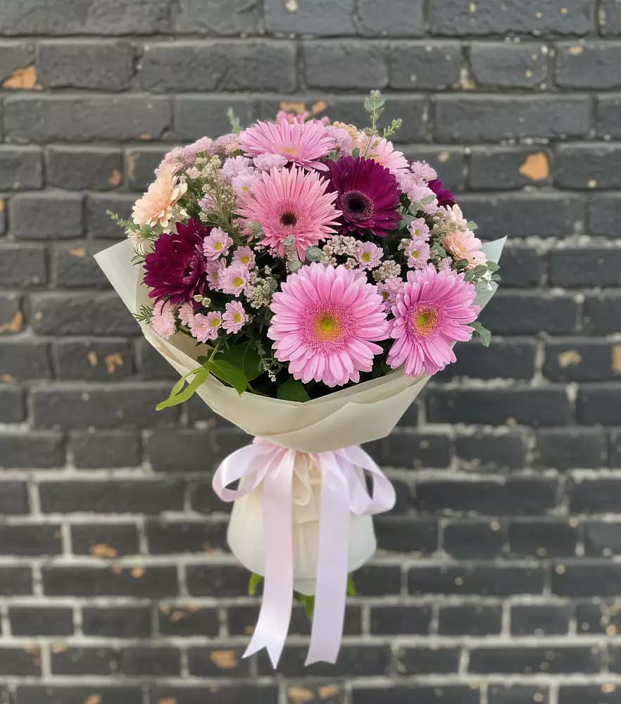 Букет цветов из: Герберы и Хризантемы в Ивантеевке
