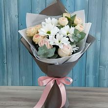 Букет цветов из:  Хризантемы и Розы в Ивантеевке