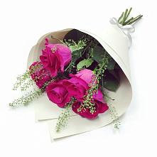 Букет цветов из:  Розы в Ивантеевке