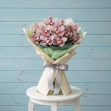 Букет цветов из:  Орхидеи и Розы в Ивантеевке