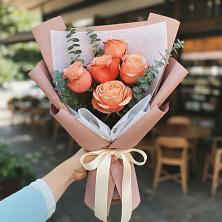 Букет цветов из:  Розы в Ивантеевке