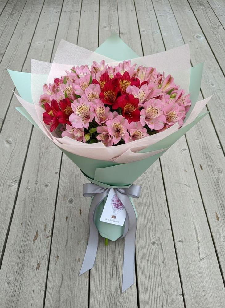 Букет цветов из: Альстромерии в Ивантеевке