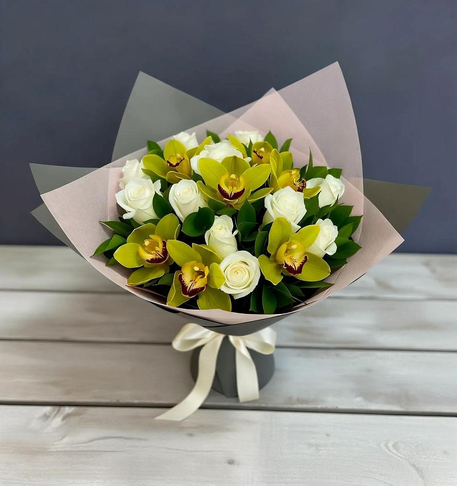 Букет цветов из: Орхидеи и Розы в Ивантеевке