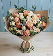 Букет цветов из:  Альстромерии и Розы в Ивантеевке